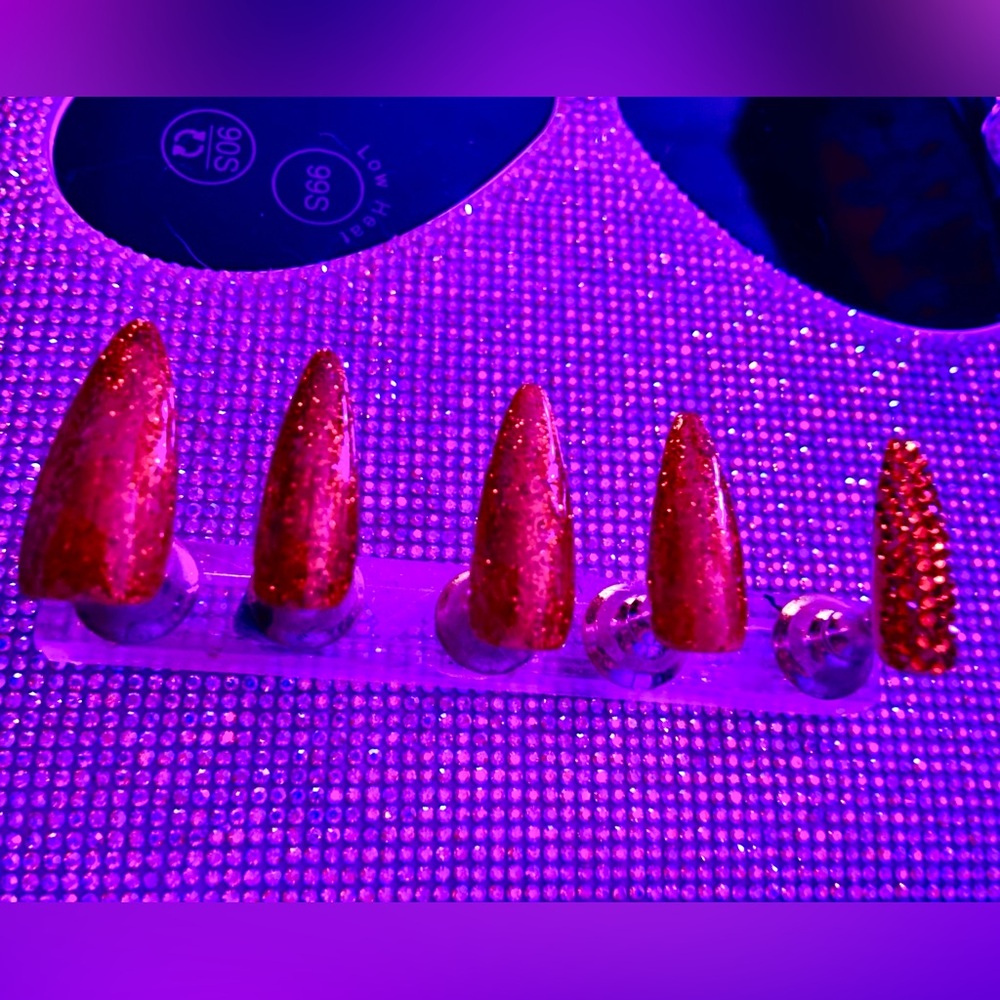 Custom Glitter Rhinestone Red False Press On Nails